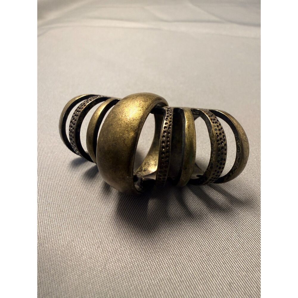 Vintage Y2K-era Antique Bronze Toned Articulated Armor Ring size 6.5